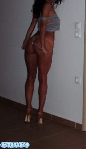 Ψηλή, Μελαχρινή, Ελληνίδα Μουνάρα Τούμπανο, Με Απίστευτη Κωλάρα!!! Part-2