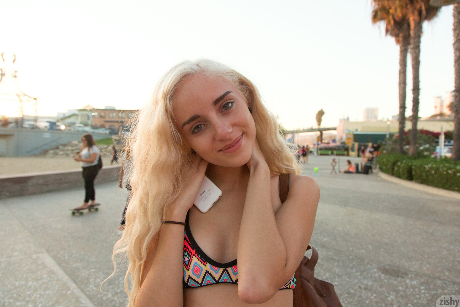 Naomi Woods Onlyfans