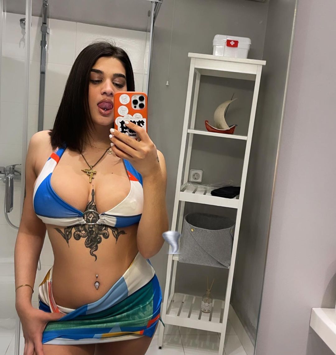 Isyourgirlangie Onlyfans (21)