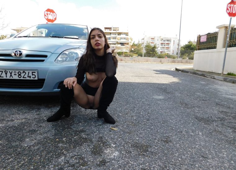 Greek Amateur Lidia Nude (106)