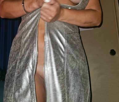 Απίστευτη, Ελληνίδα, MiLfάρα, από Χαλκίδα, που γαμάει φιλαράκι του Κουρσάρου!