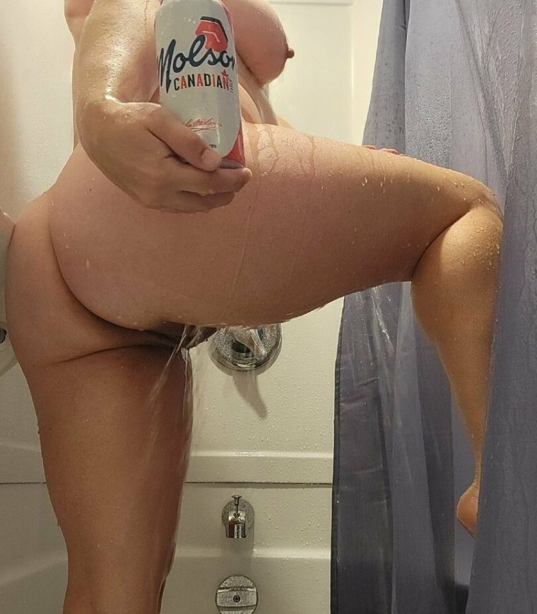 Καναδέζα, Milf (7)