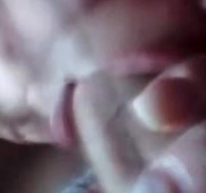 Ελληνίδα, ρουφήχτρα στο αυτοκίνητο: “Ο καλύτερος ήχος είναι όταν τον παίρνεις όλο μέσα και είσαι μπουκωμένη. Άσε να λένε για πουτσοσκάμπιλα”
