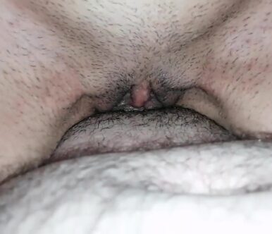 Η Μαρία, μετά το πάρτι ήθελε γαμήσι και έκανε το γαμιά της να χύσει δυο φορές απανωτά!