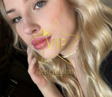 Καυτό μωρό, με γαλάζια μάτια και ξανθά μαλλιά που θυμίζει άγγελο, κάνει βίζιτες, στην Αθήνα!