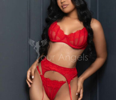 27χρονο, καυτό μελανουράκι, κάνει βίζιτες στην Αθήνα!