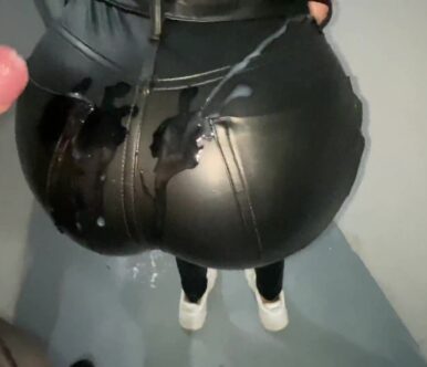 Μουνάρα Ελληνίδα, γαμιέται στο ασανσέρ!