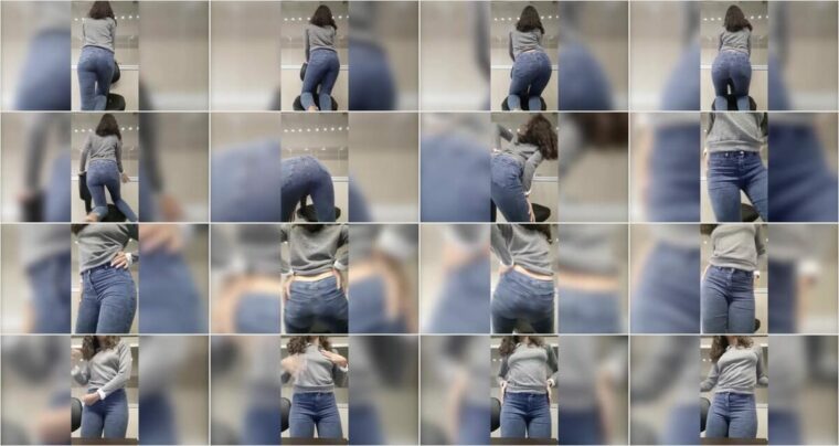 Η εικοσιπεντάχρονη Νίνα μια συνηθισμένη μέρα στο γραφείο